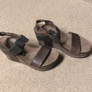 OTBT shoes